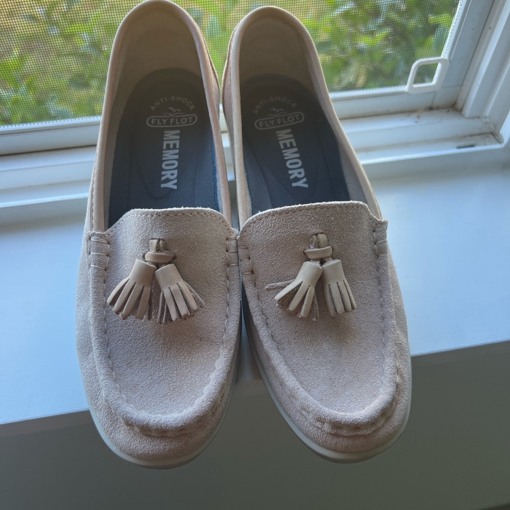 ly Flit Anti-Shock Memory Foam Suede Moccasin Wedge – Made in Italy (Like New!)